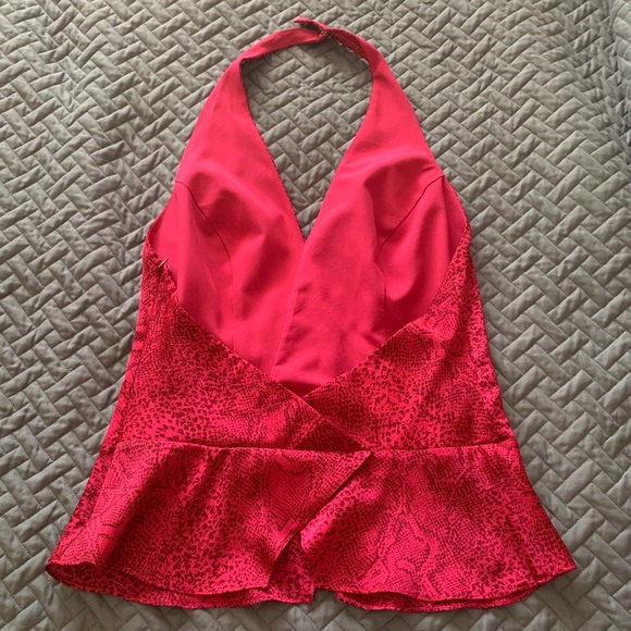 Tops - Picture 2 of 3